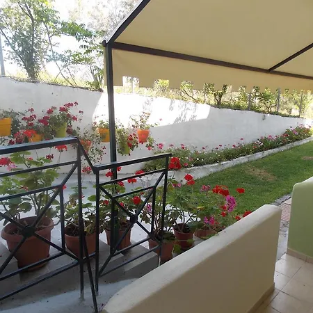 Apartment Nikos *