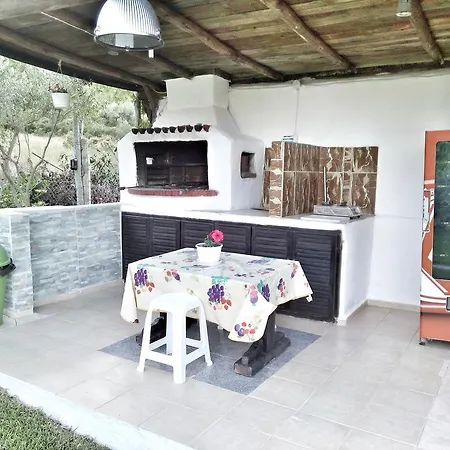 Nikos Appartement *