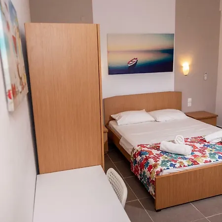 Nikos Apartment *