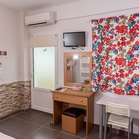 Nikos Apartment