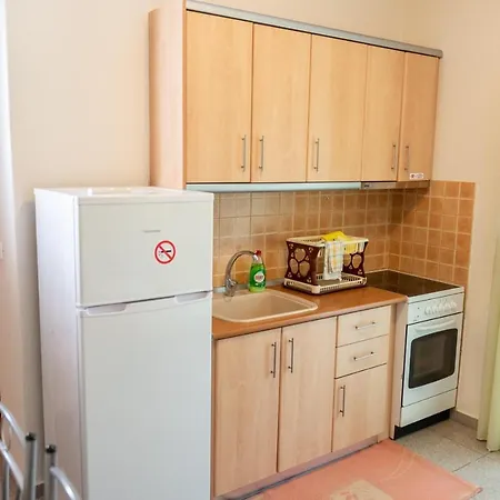 Nikos 奥马斯帕纳吉亚斯