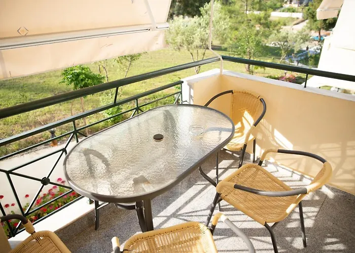 Апартаменты Nikos *