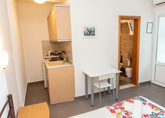 Апартаменты Nikos *