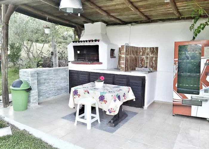 Nikos Appartement *